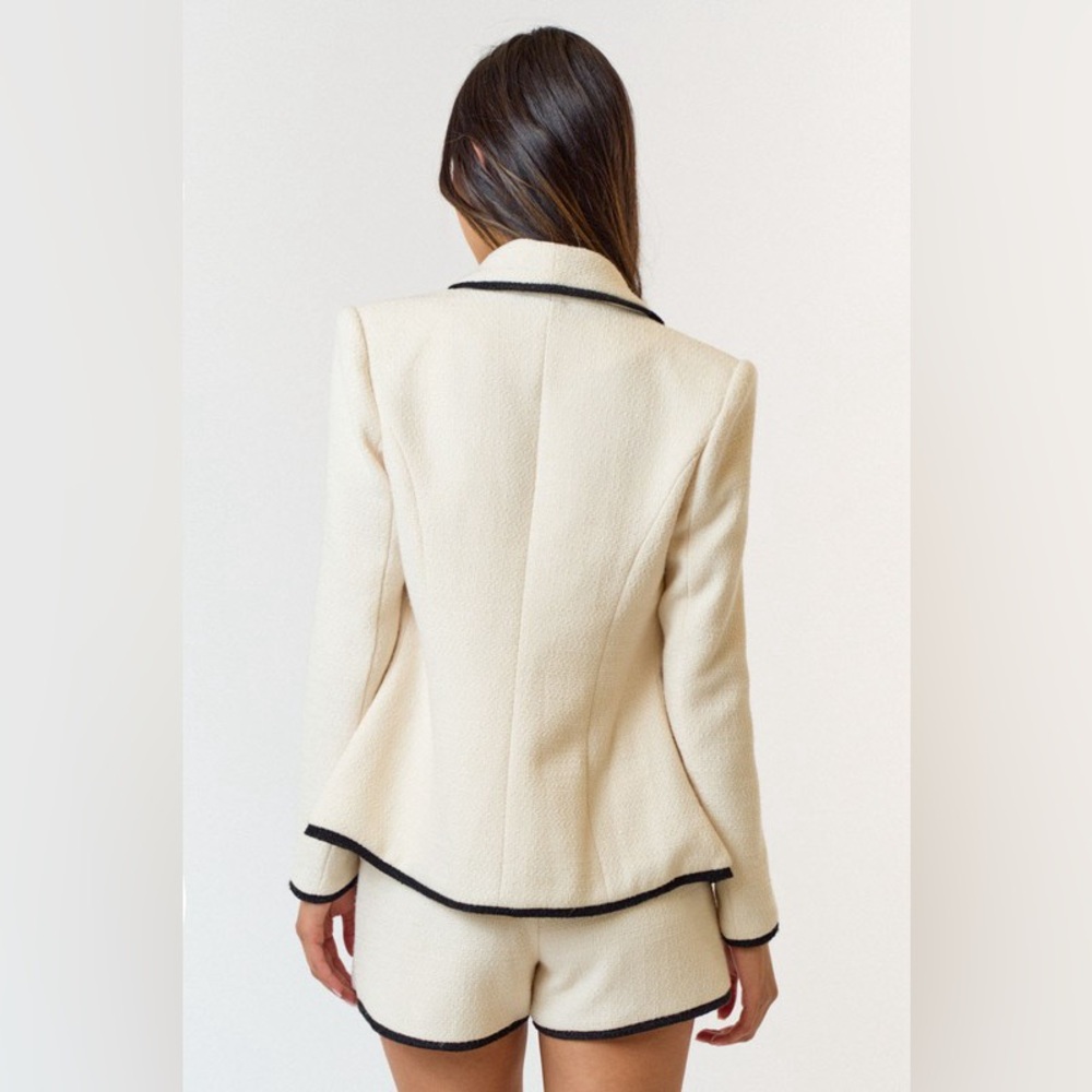 Elegant Cream Blazer Dress - Picture 10 of 10
